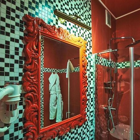 Готель Ангел На Великій Кільцевій Sofiivska Borshchahivka ภายนอก รูปภาพ